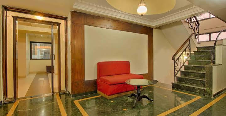 Hotel Parth Residency à Ahmedabad Extérieur photo