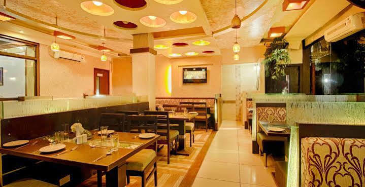 Hotel Parth Residency à Ahmedabad Extérieur photo